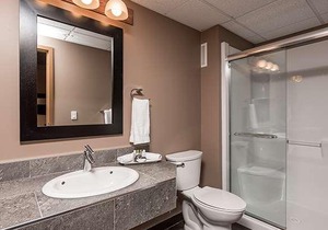 Podollan Inn - Fort McMurray