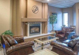 Podollan Inn - Fort McMurray