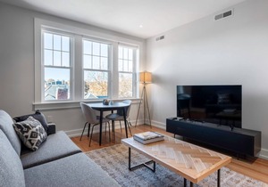 Porter Square 1BR w/ W/D in building in Harvard Square, by Blueground