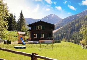 Premium Chalet in Innerkrems with sauna