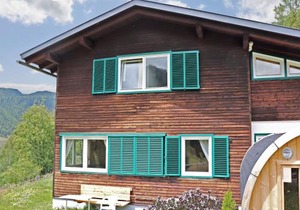 Premium Chalet in Innerkrems with sauna