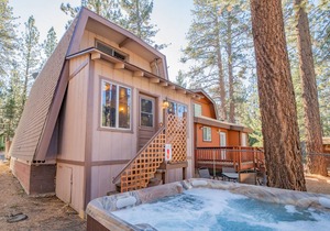 Prescott's Place -2BR/1BA/WiFi/Hot Tub