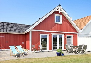 Pretty Holiday Home in Brenderup with Sauna