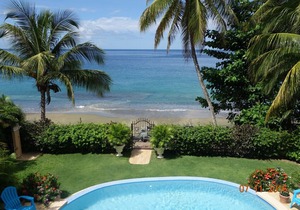 "Pride of Courland" Beachfront Apartments With Pool By The Caribbean Sea - Ap. Mot Mot