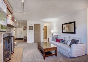 Prime Location Incredible Amenities Hot Tub Wifi