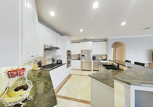 Private Dock on Lake Travis! "Brakecliff" w/ Paddleboat, Golf Cart & Tree H