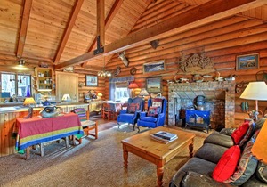 Private Log Cabin in Bend with Deschutes River View!