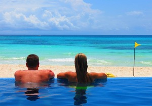 Private Luxury Beach Front Villa-Beautiful Beach, Infinity Pool and Full Staff