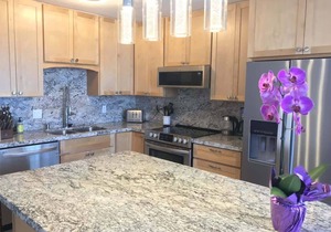 Puako Condo 205 ~ 3 BR ~ Renovated ~ Pool
