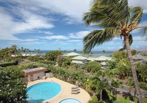 Puako Condo 205 ~ 3 BR ~ Renovated ~ Pool