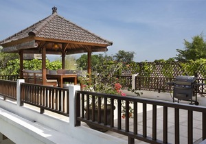 Puri Temple Luxury 3 Bedroom Villa, Pool Table-Canggu