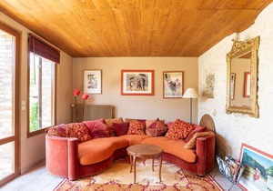 Quaint Holiday home in Morogues with Garden