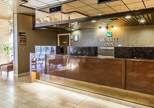 Quality Inn Ada near University