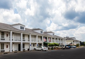 Quality Inn Bessemer I-20 Exit 108