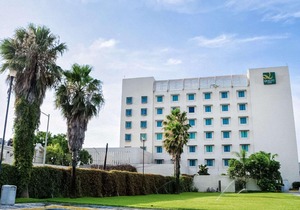 Quality Inn Monterrey La Fe