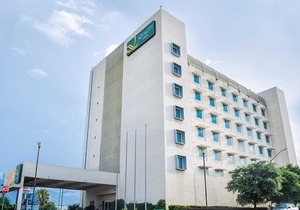 Quality Inn Monterrey La Fe