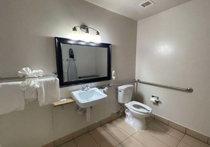 Quality Inn Ontario Airport Convention Center