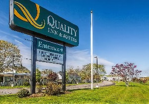 Quality Inn & Suites Middletown - Newport