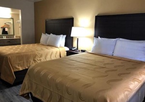 Quality Inn & Suites near Downtown Mesa