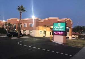 Quality Inn & Suites near Downtown Mesa