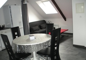 * Quiet and bright 2 steps from the beaches and shops - 2/4 people WiFi