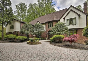 Quiet Getaway in Gated Community! Private Deck and BBQ - 18 Mi to Downtown Baltimore condo