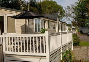 Quiet location on the 5* Shorefield Country Park & Spa