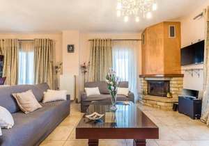 Quiet, spacious and cosy house near the beach