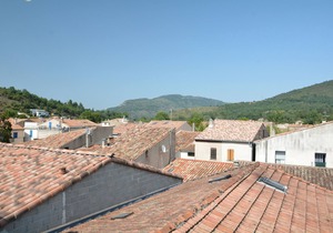 Quillan Apartment with views
