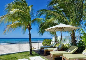 RADWOOD BEACH VILLA BARBADOS - Luxury 3 Bedroom Beach Front Villa with Pool