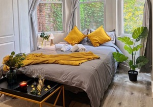 Ramblei near Schuylkill River Park | Studio - 1R