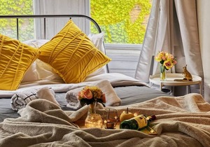 Ramblei near Schuylkill River Park | Studio - 2R