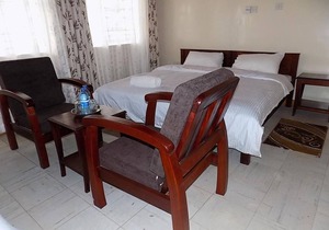 Ranges View Lodge - Deluxe Double Room with Shower