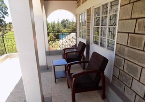 Ranges View Lodge - Deluxe Double Room with Shower