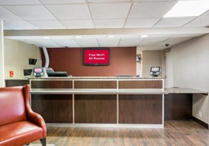 Red Roof Inn PLUS+ Boston - Woburn/ Burlington