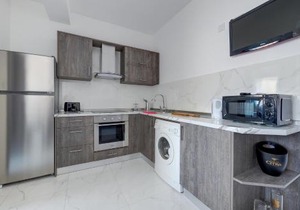 Reid Holiday Apartments