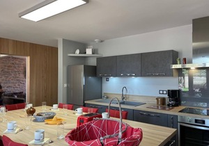 Renovated cottage with garden and modern amenities in Pierrefitte-sur-Loire