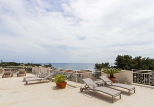 Residence for 4 people at 200 meters. from the sea - APT.8