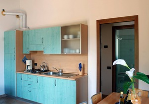 Residence Garden: Three-room apartment with balcony and lake view