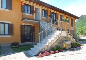 Residence Garden: Two-room apartment with garden