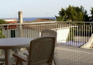 Residence with Terrace 2 steps from the sea - APT.7
