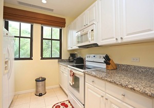 Resort-Style Condo - 4 Pools & Beach Club Access