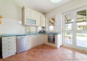 Restful Villa in Albanella with Swimming Pool