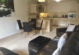 River Ground Floor Apartment - 96 Skipper way