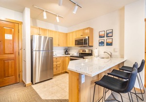 River Run Condo w/Courtyard View, Short Walk to Keystone Base Area & Gondola