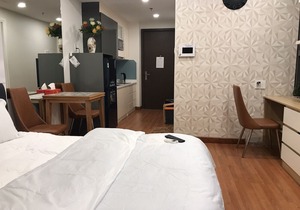 Rivergate Residence/Free Pool and Gym/Vivian Apartment