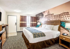 Rodeway Inn East Lansing University Area