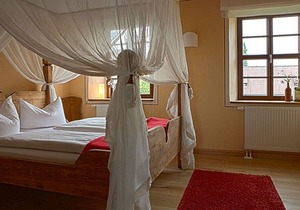 Romantic Manor Positz - Romantic Room