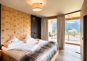 Romantic Suite Honorary Price - B&B 7-13 nights - Gut Sonnberghof Naturhotel
