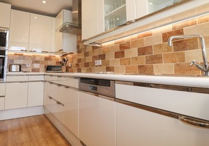 ROMNEY 14, family friendly, luxury holiday cottage in Ambleside